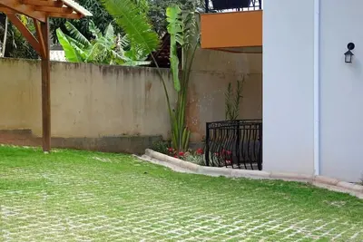 Image de Family friendly, close to the beach.