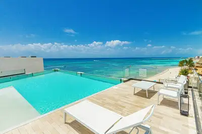 Image de Cozy 2-bedroom condo with fitness room, WiFi in charming Playa Del Carmen