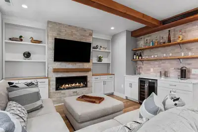 Image de Modern Lux Upstairs apt in Chestertown/Family Friendly/Walk to Shops and Dining!
