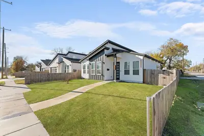 Image de Spacious 4-bedroom house in fabulous Dallas with WiFi, Ac