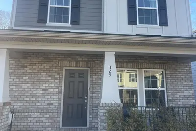 Image de Charming 3-bedroom house within walking distance to downtown Pineville