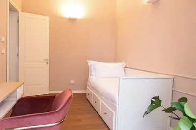 Image de Beautiful finely furnished apartment in the heart of the city of Catania