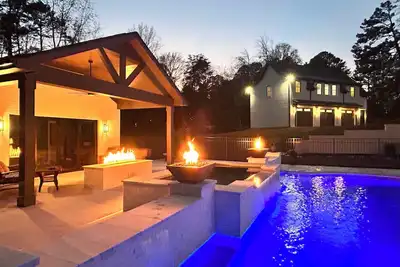 Image de Luxury Guest House w/Resort Style Pool & Spa, pets welcome