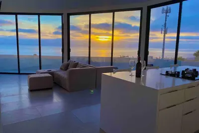 Image de 180° Ocean View Penthouse -Rosarito