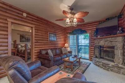 Image de 2br Village At Indian Point 608 near Sdc-Free Tickets Daily up to $500 Value