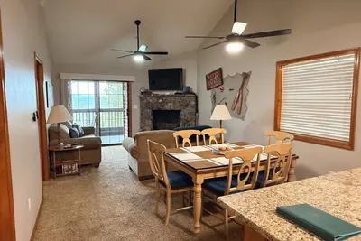 Image de 2br Village At Indian Point 812 near Sdc-Free Tickets Daily up to $500 Value
