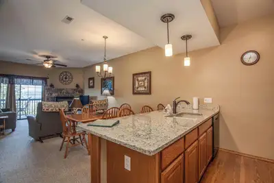 Image de 2br Village At Indian Point 1106 near Sdc - Free Tickets Daily up to $500