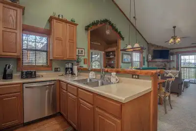 Image de 2br Village At Indian Point 2009 near Sdc - Free Tickets Daily up to $500
