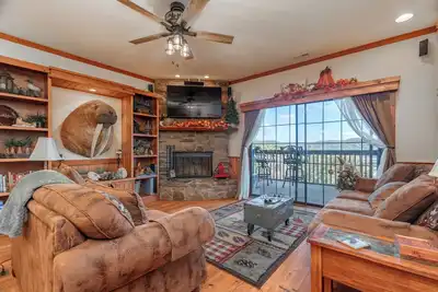 Image de 2br Village At Indian Point 1607 near Sdc - Free Tickets Daily up to $500