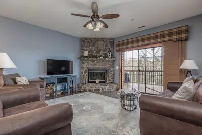Image de 2br Village At Indian Point 1803 near Sdc - Free Tickets Daily up to $500