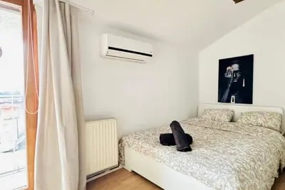Image de Room w/ Shared Terrace in a Villa, Nice Location