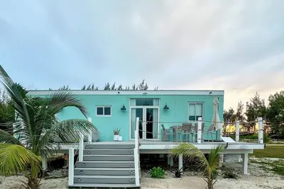 Coral Conch House - included 80' dock