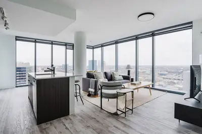 Image de Blueground | Downtown, pool & Ac, nr Capitol