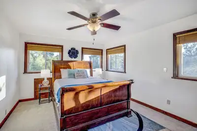 Image de 7bd/4. 5ba Santa Rosa Estate w/ HotTub, Games, Bbq!