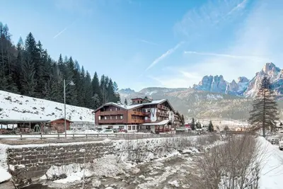 Image de Appartement 'Garnetè Buffare 6' avec vue sur les montagnes, jardin partagé et Wi-Fi