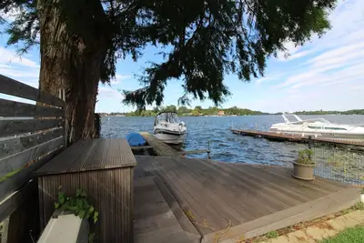 Image de House by the lake with access