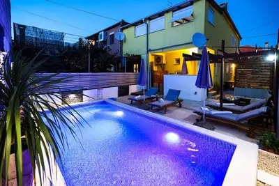 Apartment Rustica -  private outdoor pool
