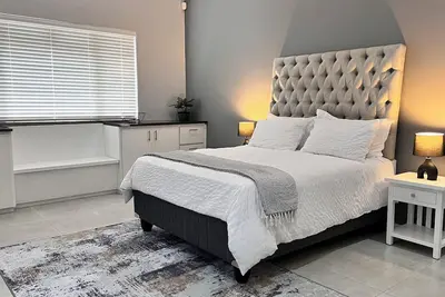 Image de Deluxe Queen Room Near Strand Beach & Golf Estates