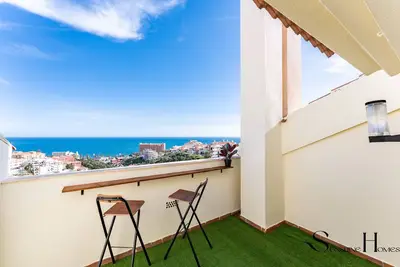 Image de 3-Bed Seaview Escape: Pool, Garage, 4 Terraces
