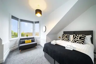 Image de Appartement-Appartement-Salle de bain privée séparée-Vue sur Rue