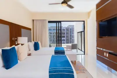 Image de Two-Bedroom Suite Pool View