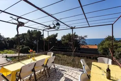 Image de Apartments Villa Ana Dingač- Four Bedroom Apartment with Terrace and Sea View