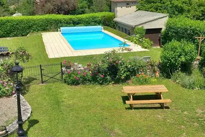 Image de Le Clos du Prince, Maison de campagne avec piscine privé et jardin clos, idéal pour familles!