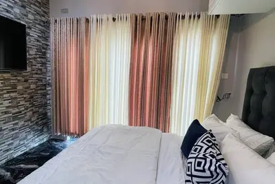 Image de Beautiful studio apartment with WiFi, Ac in welcoming Harare