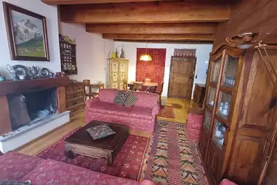 Appartement avec cheminée dans le centre ville
