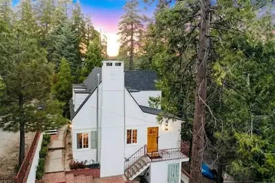 Image de Cozy Cottage w\/ Lake Access near Village in Lake Arrowhead