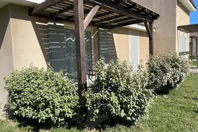 Image de Maisonnette  avec piscine, climatisation, 2 chambres, 2 Sdb, parking sécurisé