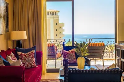 Image de Luxurious 2-bedroom presidential suite in a resort in fabulous Cabo San Lucas