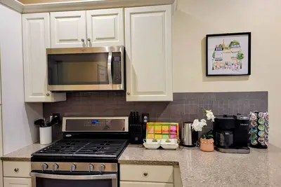 Image de Tranquil home loved by repeat guests, Harvard Square