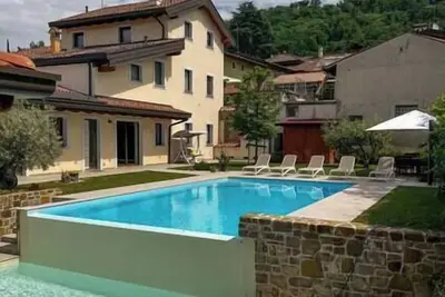 Image de \"Il Pensiero\" Dwelling with swimming pool in the Collio.