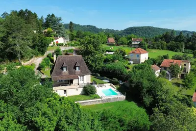 Image de Beausejour : Grande maison avec jardin & piscine proche village tous commerces