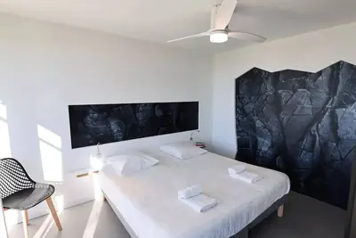 Image de Roches et Vallées Pmr 50 m² 6 personnes