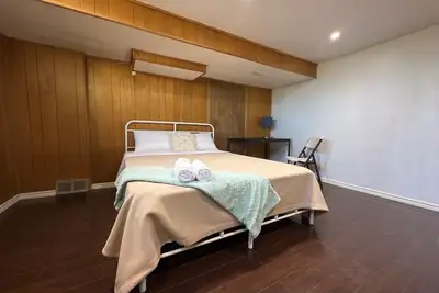 Image de Quiet Bast Room near Kennedy Sheppard 401
