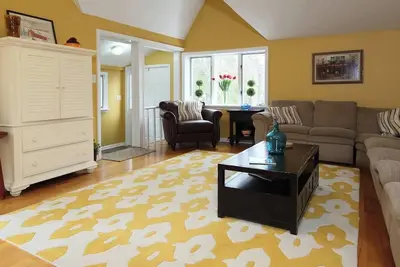 Image de Adorable Cottage, Walk to Train, Basking Ridge Border, Close to Newark Aiport