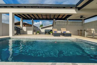 Image de New BeachSide 3br w/ Private Pool Ocean View