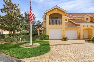 Image de 2/2 Condo in Bonita Springs!