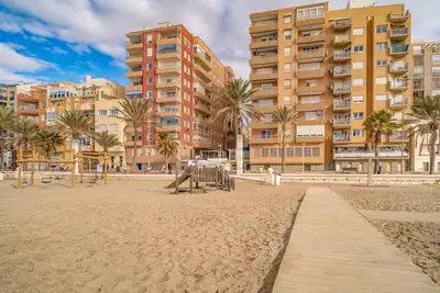 Image de Bel appartement à Almeria avec WiFi