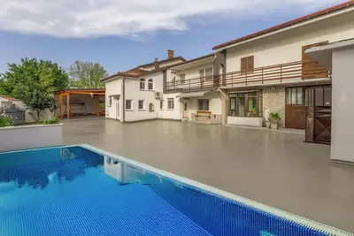 Image de Magnifique maison Ă Pregarje-Obrov