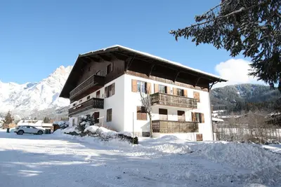 Image de Studio confortable avec balcon