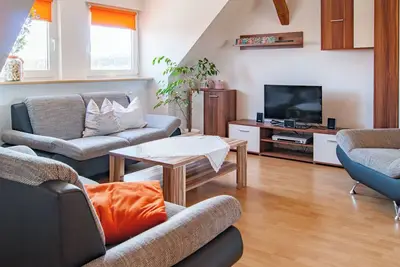 Image de Spacious attic apartment
