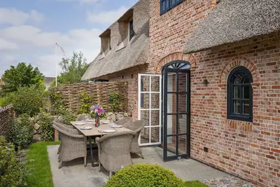 Image de New building. Wellness. Thatch.