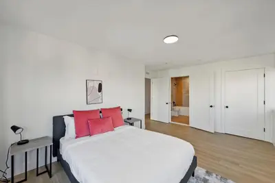 Image de Market view Residence 604 I 2 Bedroom 2 Bathroom