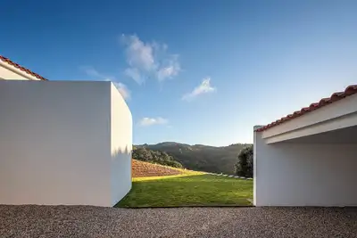 Image de Estate in Penedo, Colares, Sintra w\/swim pool & 5br secluded with 360 views
