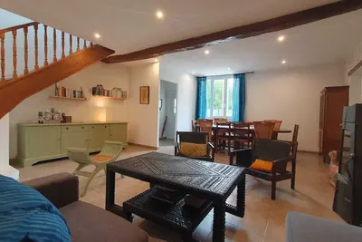 Image de En Famille Ou Entre Amis Entre Lyon Et Paris Sur A6 - Animaux acceptés