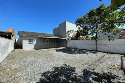 Image de Beach house with large patio 150m from the sea