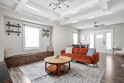 Image de Spacious 4br Bungalow with Arcade
